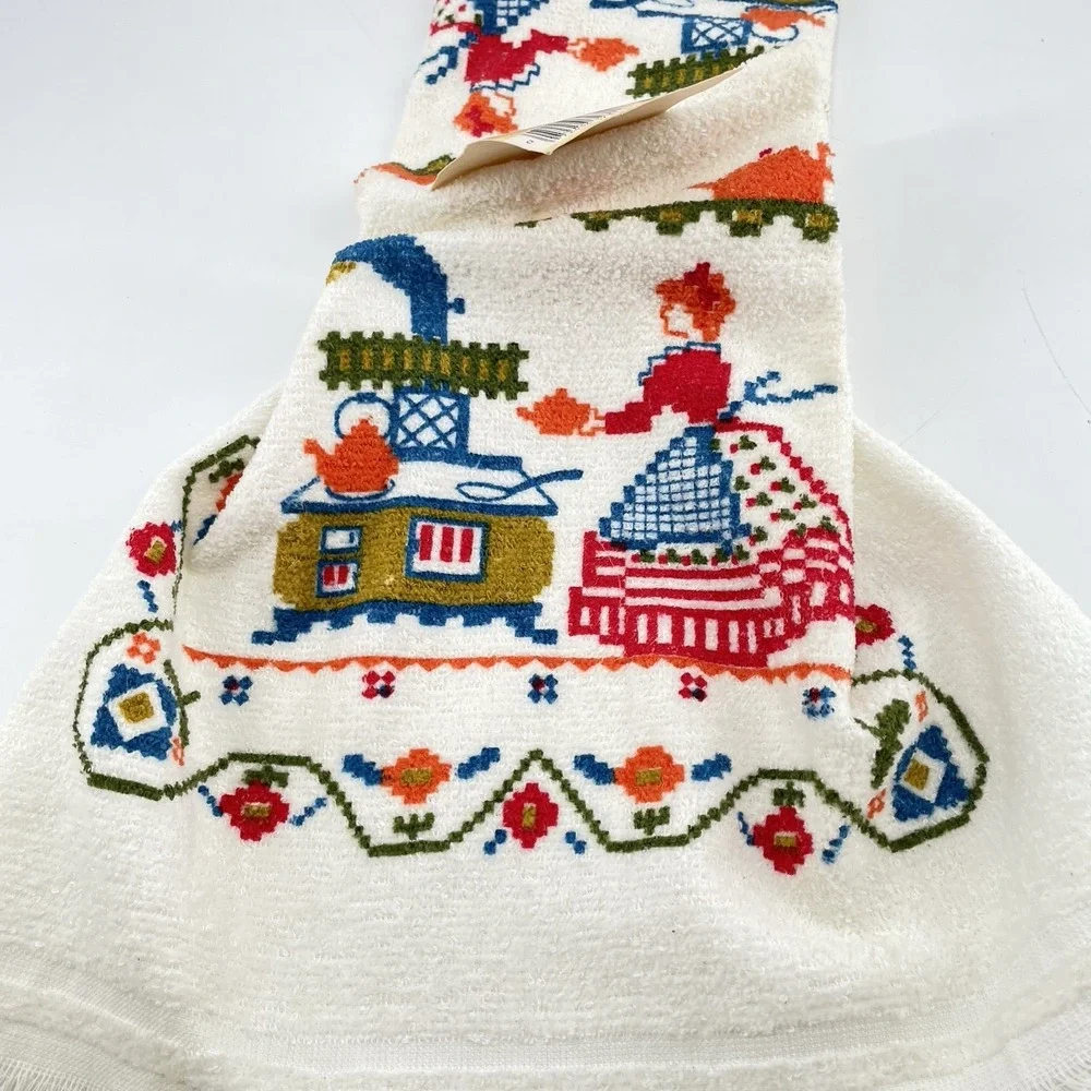 VTG 1970 Excello Kitchen Towel Colonial Kitchen Americano Women Cast‎ Iron Stove